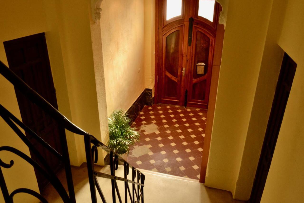 Hola Valencia - Holiday Apartments Екстериор снимка